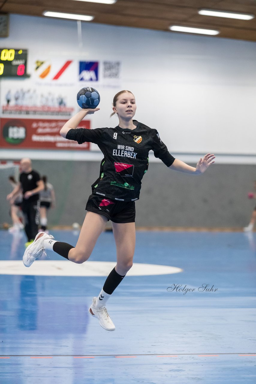 Bild 240 - wBJ TSV Ellerbek - TSV Uetersen : Ergebnis: 15:10
